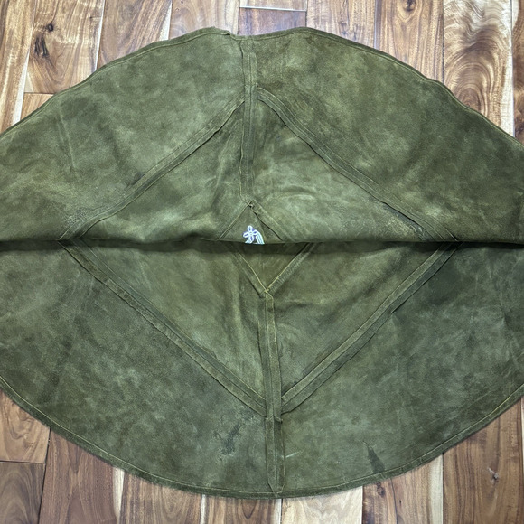 Vtg Olive Green Suede Cape Poncho Embroidery flowers Boho Hippie Festival Retro - Picture 10 of 10